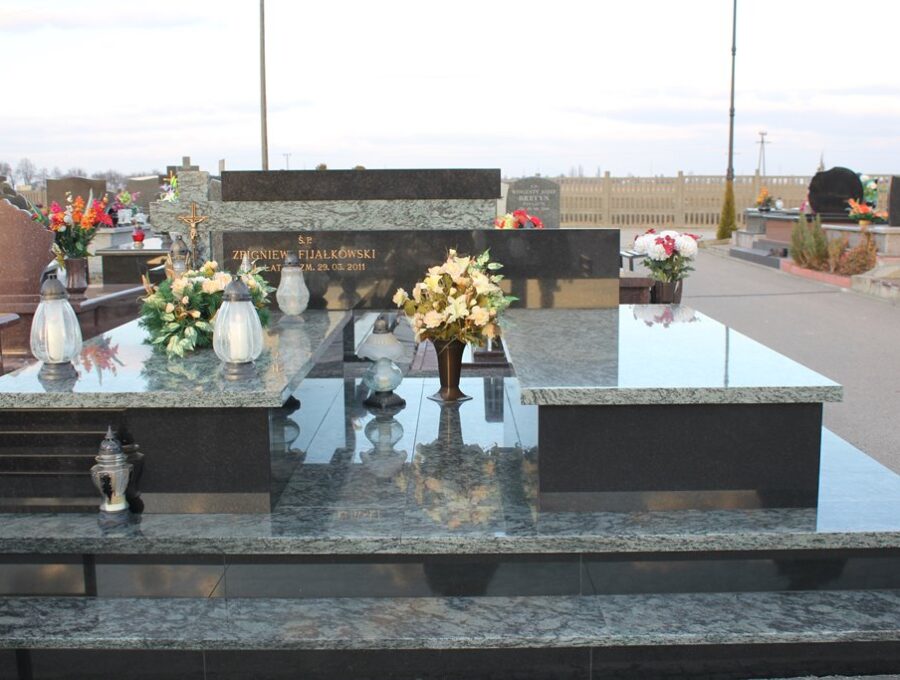 Nagrobek podwójny — realizacja 01